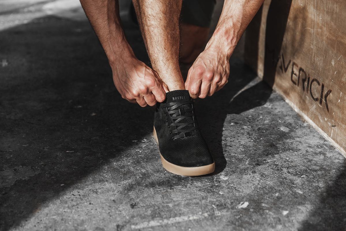 Nobull Suede Mid Men's Trainers Black | Australia (FJ7104)